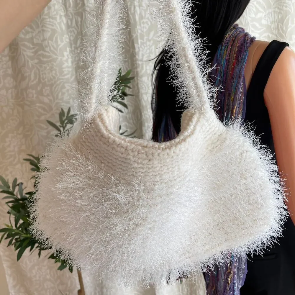Handmade‎ White Knit Fuzzy Shoulder Bag Pearl Accent Y2K Coquette Fluffy Purse